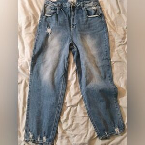 Women’s straight leg RISEN jeans - size 1x Smoke- light wash distressed jeans